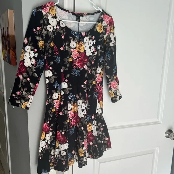 Bundle of medium and large dresses maxi midi junior size forever 21 mossimo etc - Picture 2 of 8